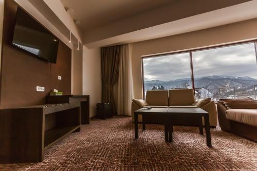 Grand Hotel Belvedere - image 8