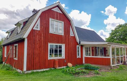 . 4 Bedroom Awesome Home In Lönsboda