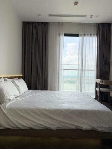 KS Vinhomes Grand Park in District 9