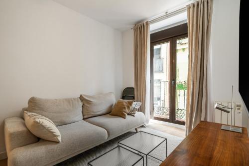 apartamento exterior en plaza cascorro de alquiler temporal - image 2