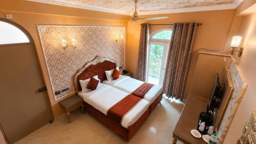 room detail thumbnail 0