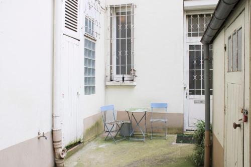 Quiet apartment near Daumesnil metro station - image 11