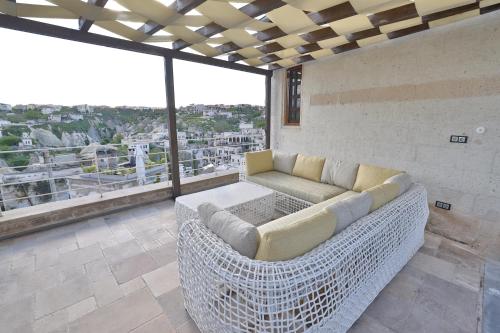 Elika Cave Suites - image 11