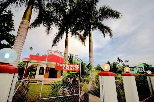 Exterior view, Tonga Holiday Villa in Nuku'alofa