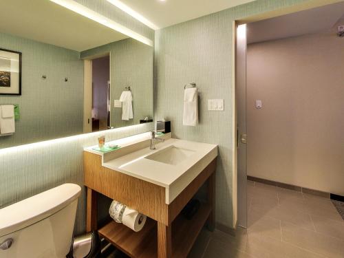 Hyatt Place Edmonton-West Room Type - Queen Room with Two Queen Beds and Sofa Bed