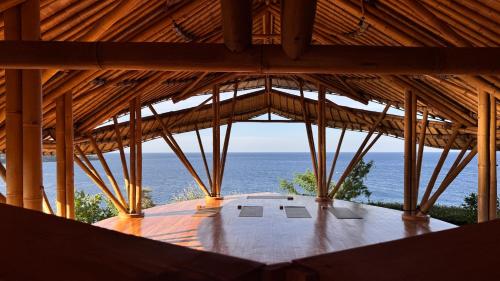 Ocean Mantra Village - All-Inclusive Eco Retreat in Poja