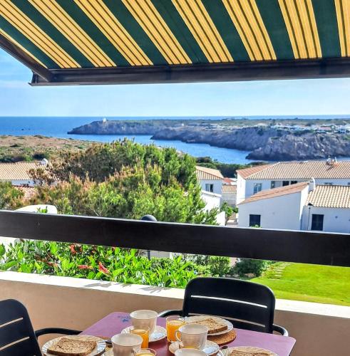 Apartamento Nike con vistas al mar – khách sạn tại Arenal Den Castell