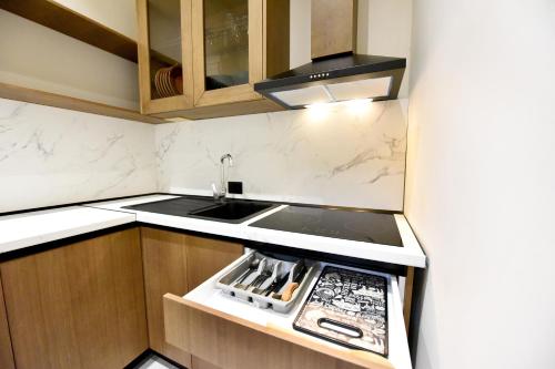 Qeparo Residences by the Sea in เคปาโร