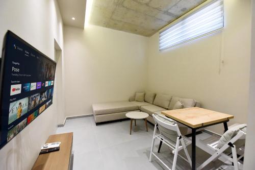 Qeparo Residences by the Sea in เคปาโร