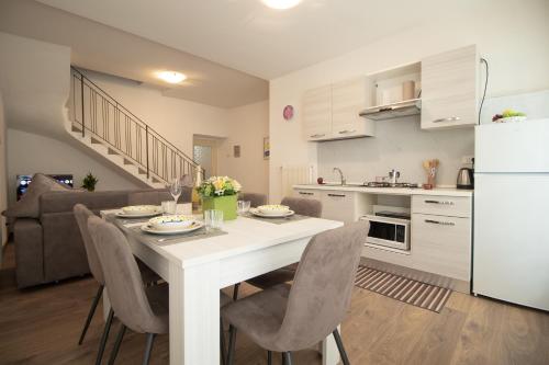 Sara Apartment Tenna
