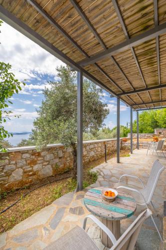Kalokairi Boutique Residence in Loutraki Skopelosa
