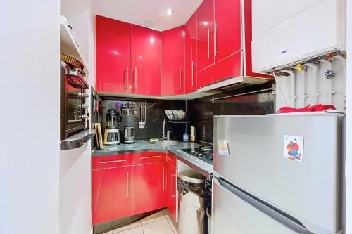 Charming flat near Sacré-Cœur - image 11