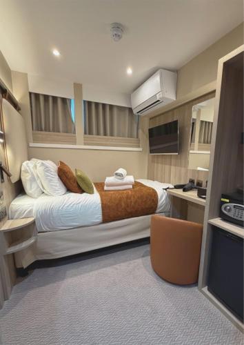 1 twin bed