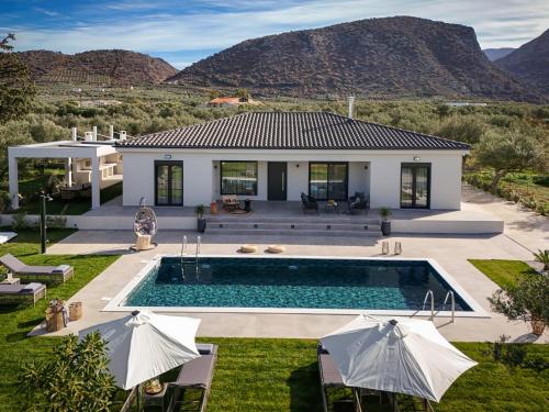 Villa De Lujo gîte à louer Epáno Sísi