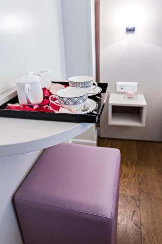 Modern Hotel - image 12