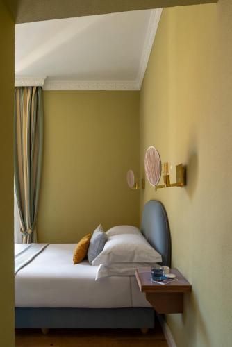 1 double bed
