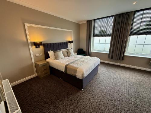 The Raven Hotel 2