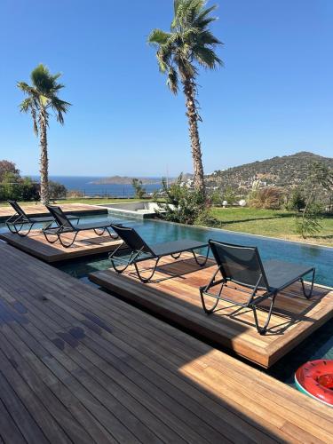 Toscana Yalıkavak Infinity Pool Luxury Villa Vacation in เกริส
