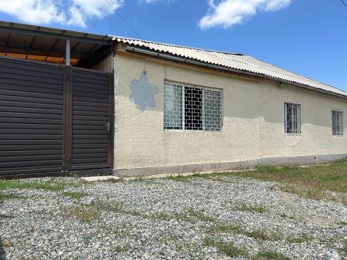 SunHouse Hostel