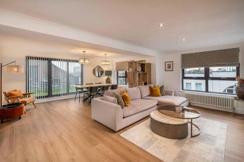 3 bedrooms, 5 beds
