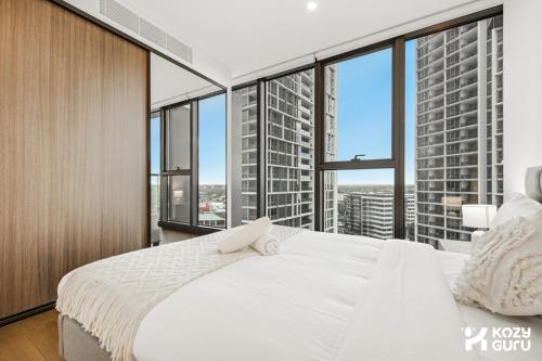 KozyGuru | Lidcombe | Olympic Park Gem + Parking - image 11