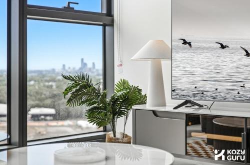 KozyGuru | Lidcombe | Olympic Park Gem + Parking - image 7