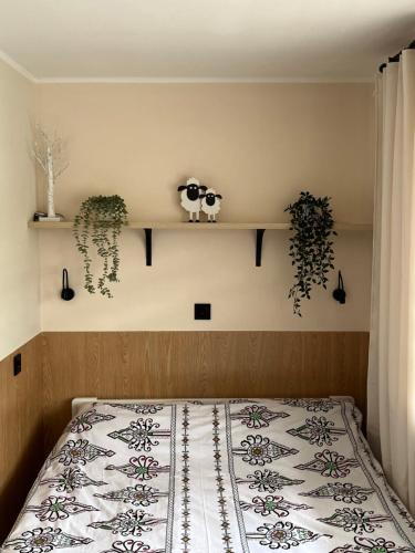 1 double bed, 1 twin bed, 1 sofa bed