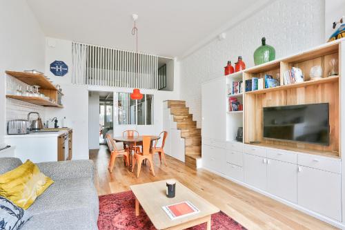 Artist's Loft - Bastille