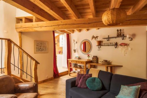 The Dragon Barn - Grenier in Ascou