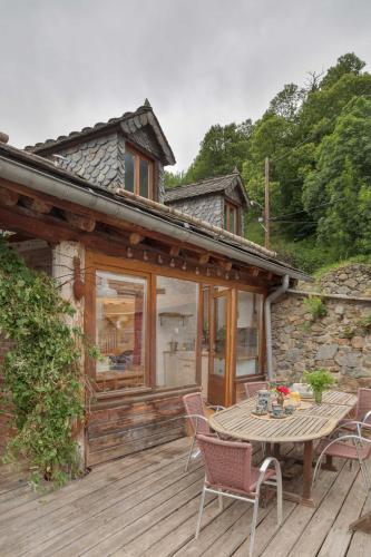 The Dragon Barn - Grenier in Ascou