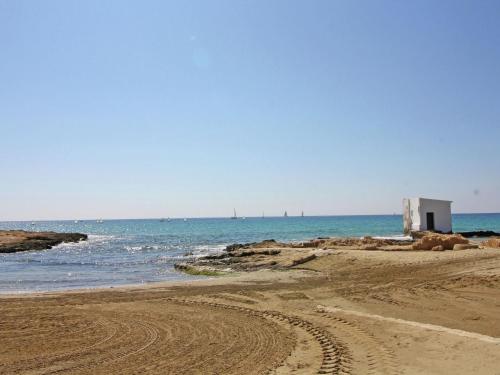 Detached villa with private swimming pool in Calpe suitable for families and groups - image 12