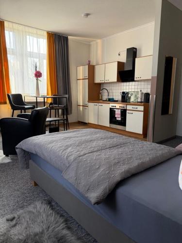 مطبخ, schnuckeliges Single Appartement für 2 Personen (schnuckeliges Single Appartement fur 2 Personen) in Plauen