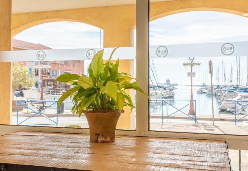 B&B Hôtel Martigues Port-de-Bouc - image 7
