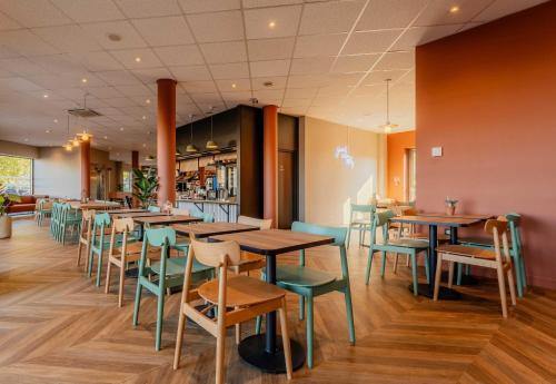 ibis Maubeuge - image 3
