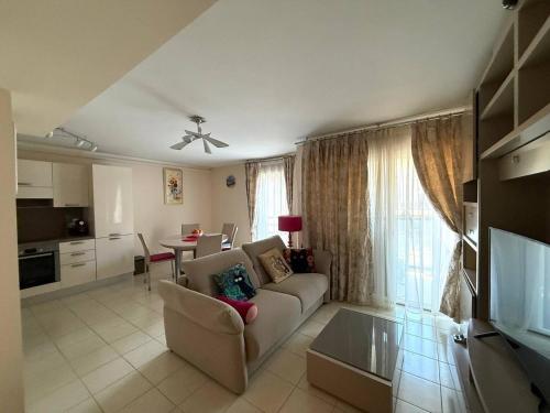 Nice Centre - 2 chambres, balcons, parking privé