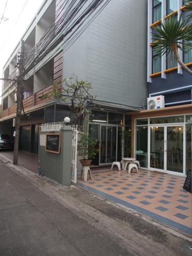 Sriyanar Place - 레스토랑