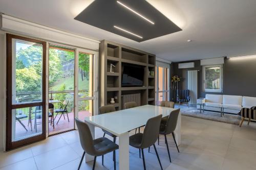 Elegant & Comfortable Modern Home with swimming pool