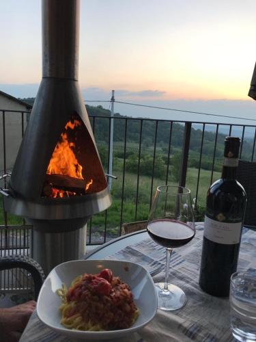 Iekārtas, Villa with view in the hart of Langhe in Serravalle Langhe