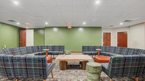 Hotel Troy Trademark Collection by Wyndham - image 10