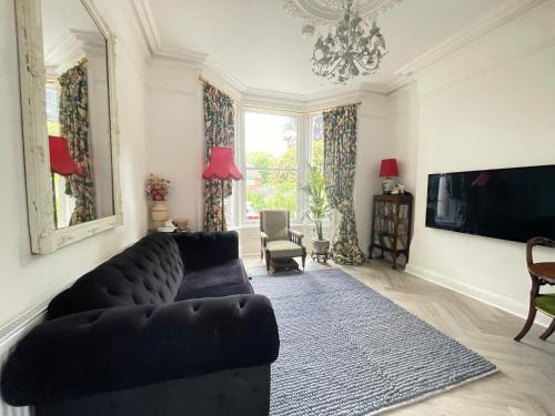 Tulip Suite at Elmwood House – khách sạn tại Khac