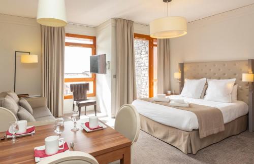 Hotel Eden by Odalys in บูร์ก-แซ็ง-โมริซ