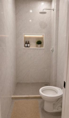 Quarto economico ao lado do Shopping nova america in Del Castilho
