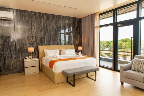 Grand Resort & Residences in Kota Belize