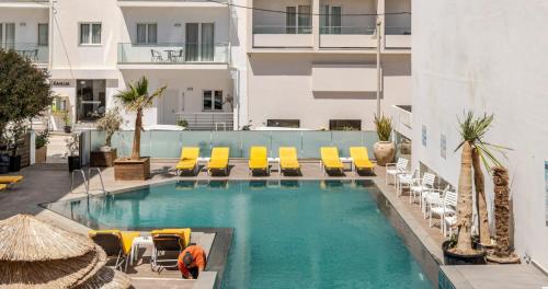 4BR Newly Renovated Retreat Tranquil Coastal Haven
