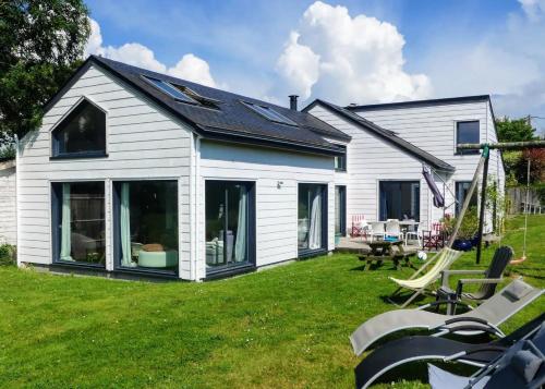 Spacieuse maison avec jardin près de Saint-Molf – khách sạn tại Saint-Molf