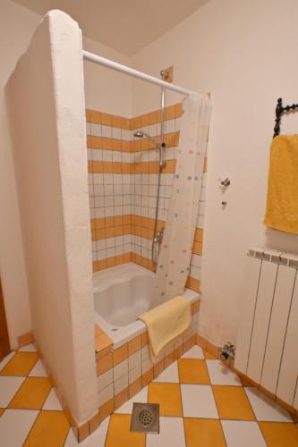 Vannas istaba, Karst house Mediteranean Slovenia in Pliskovica