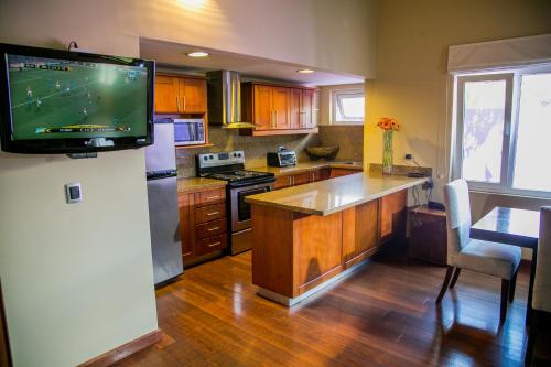2 bedrooms, 3 beds