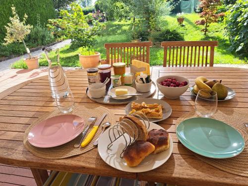 L'estrade des Alpes 45m2 petit-déjeuner inclus (L'estrade des Alpes 45m2 petit-dejeuner inclus) in Saint-Alban-de-Roche