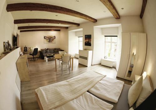Appartement Archimedes - Modernes Wohnen in historischer Drostei im Südharz, Walkenried