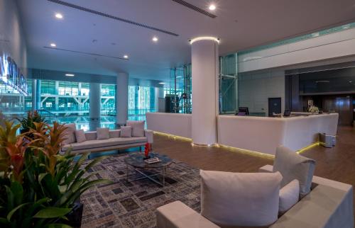 Előcsarnok, Tav Airport Hotel Izmir near Adnan Menderes repülőtér